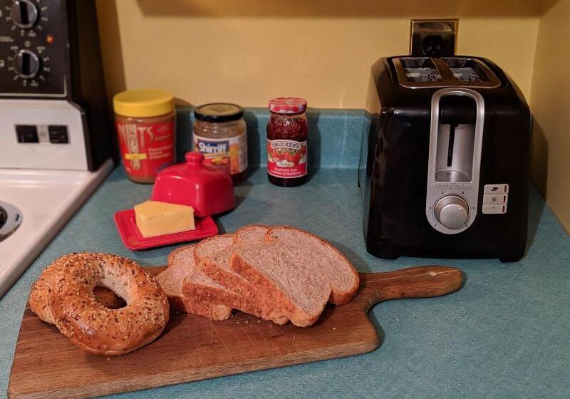 پانسیون Gower Manor Historical Bed & Breakfast