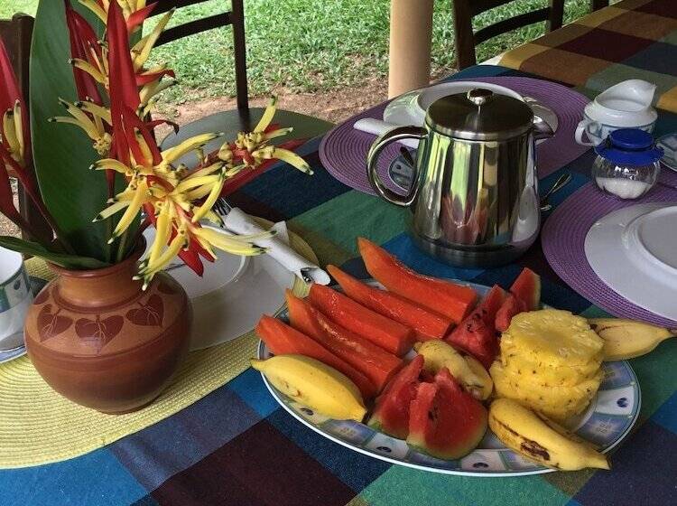 بنسيون King Coconut Lodge