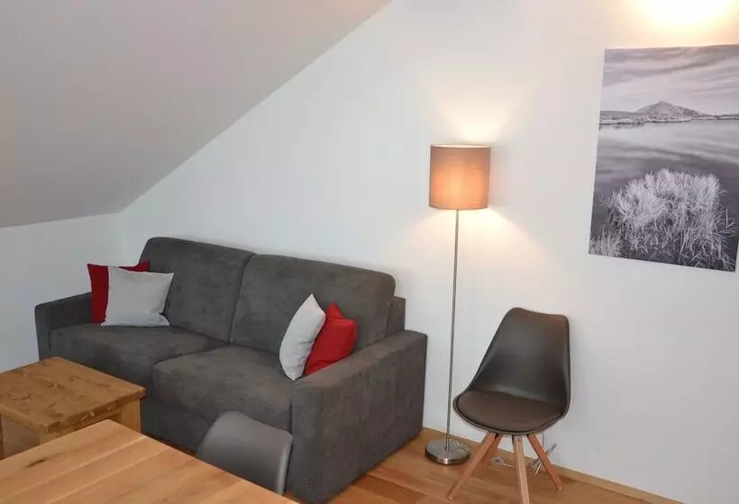Residence Post