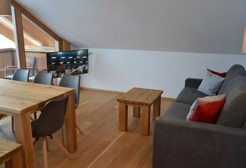 Residence Post