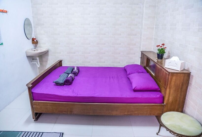 Simplycity Hostel Syariah