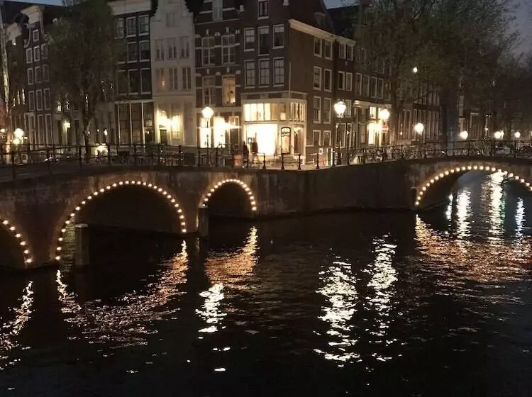 ベッドアンドブレックファースト Milkhouse Luxury Stay Amsterdam