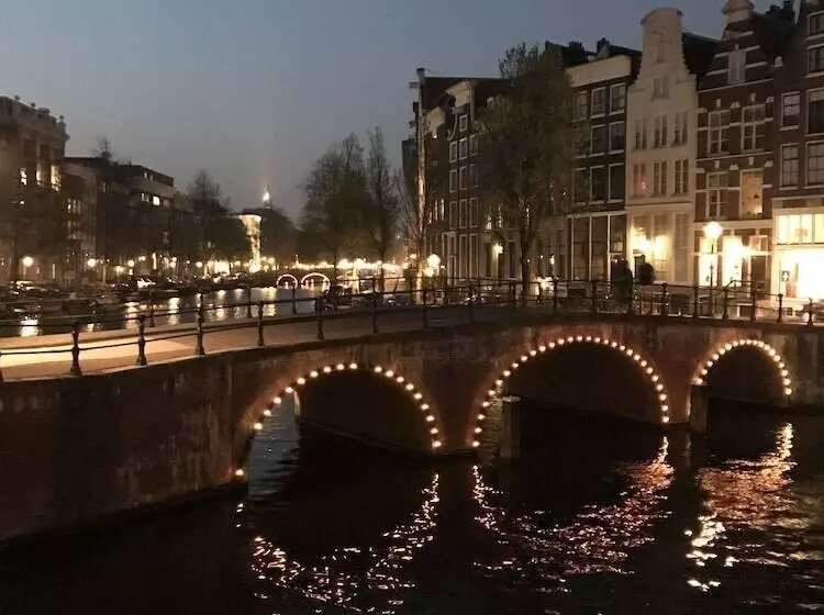 ベッドアンドブレックファースト Milkhouse Luxury Stay Amsterdam