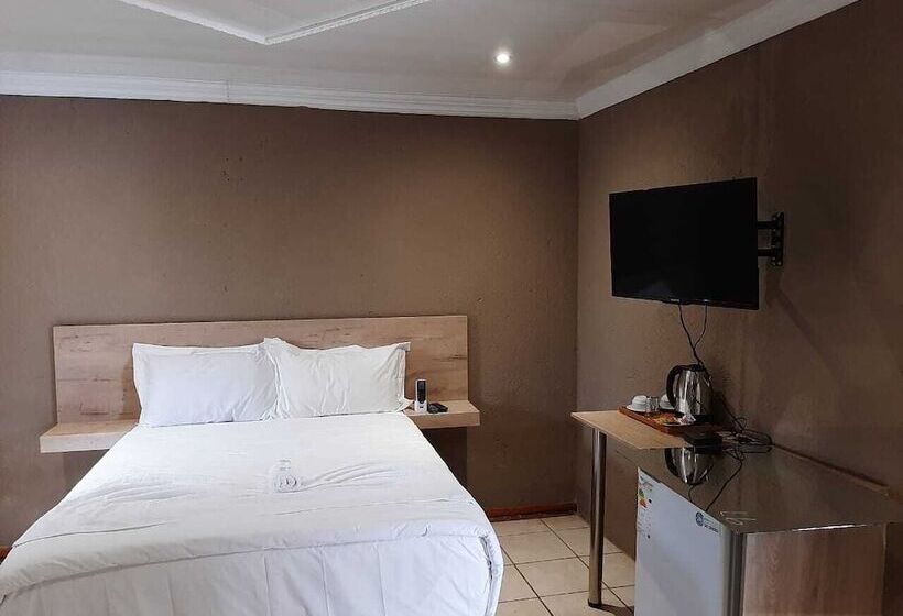 בית מלון כפרי Mthunzi Lodge