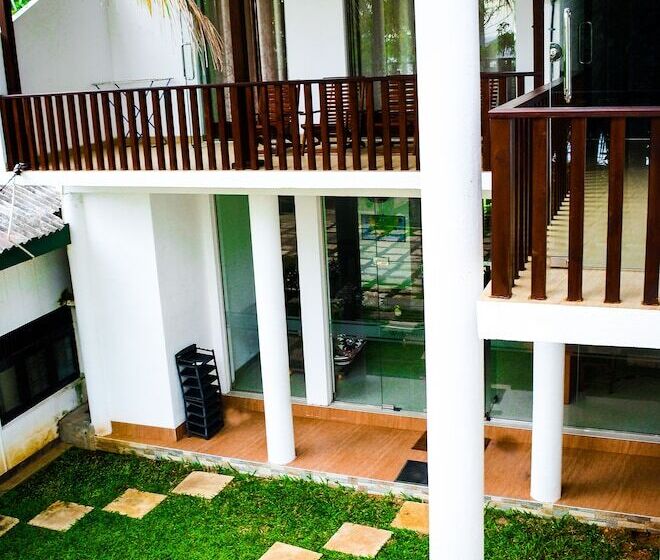 Hotel Sea View Tourist Inn