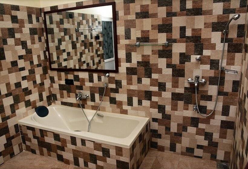 Hotel Sea View Tourist Inn