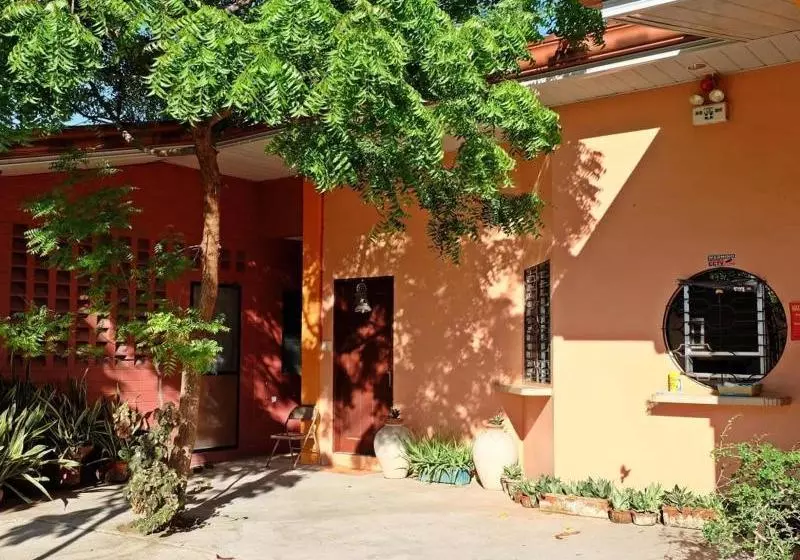 Mactan Golden Motel