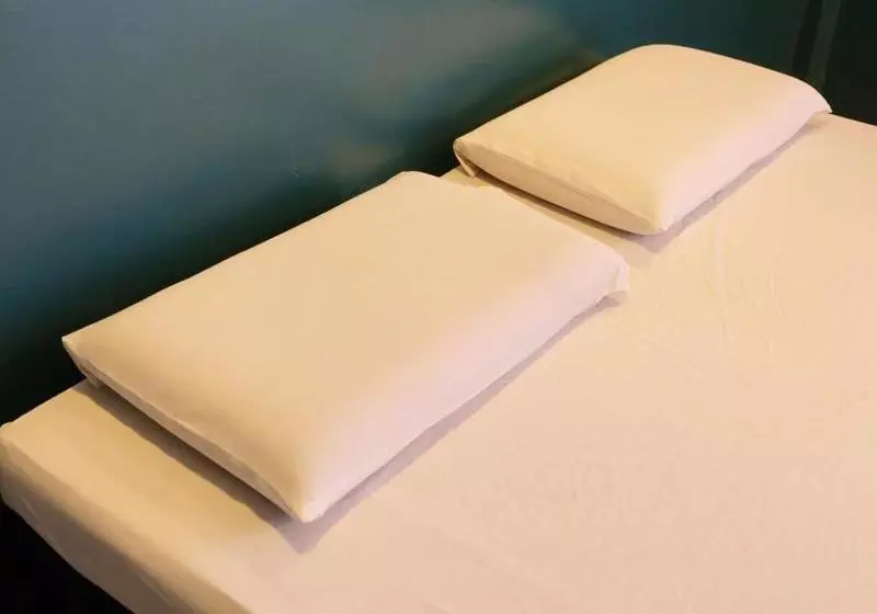 Mactan Golden Motel