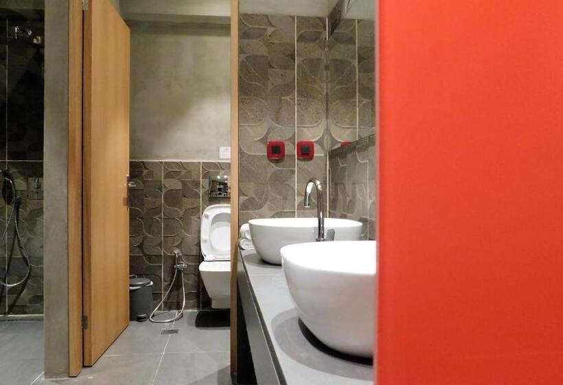 פנסיון 101 Adrianou Apartments