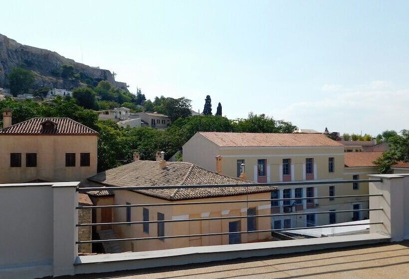 פנסיון 101 Adrianou Apartments