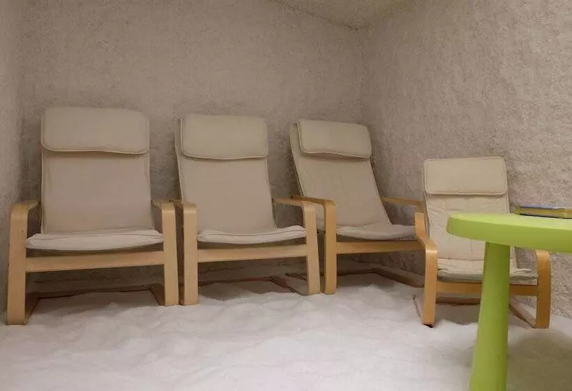 Majatalo La Rocca Guest House & Spa