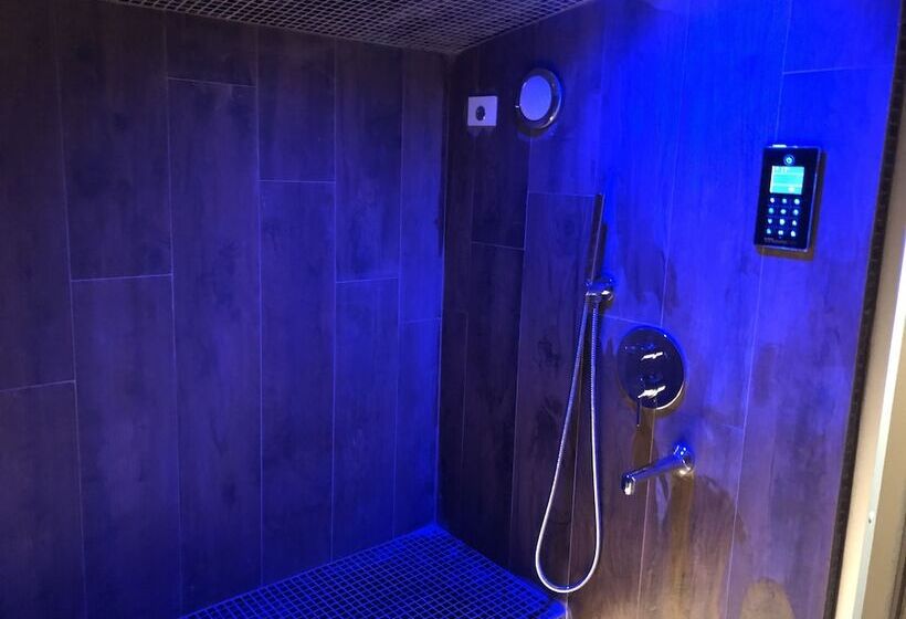 펜션 La Rocca Guest House & Spa