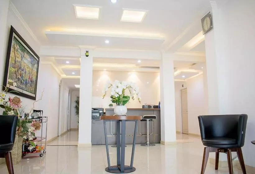 ペンション W Home Express Tebet