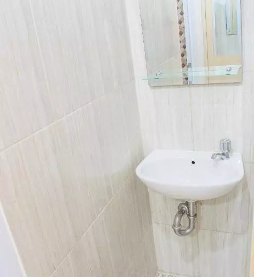 ペンション W Home Express Tebet