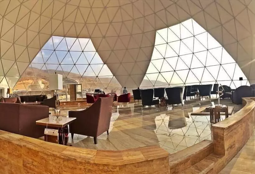 Petra Bubble Luxotel