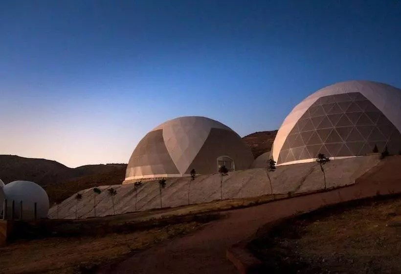 Petra Bubble Luxotel