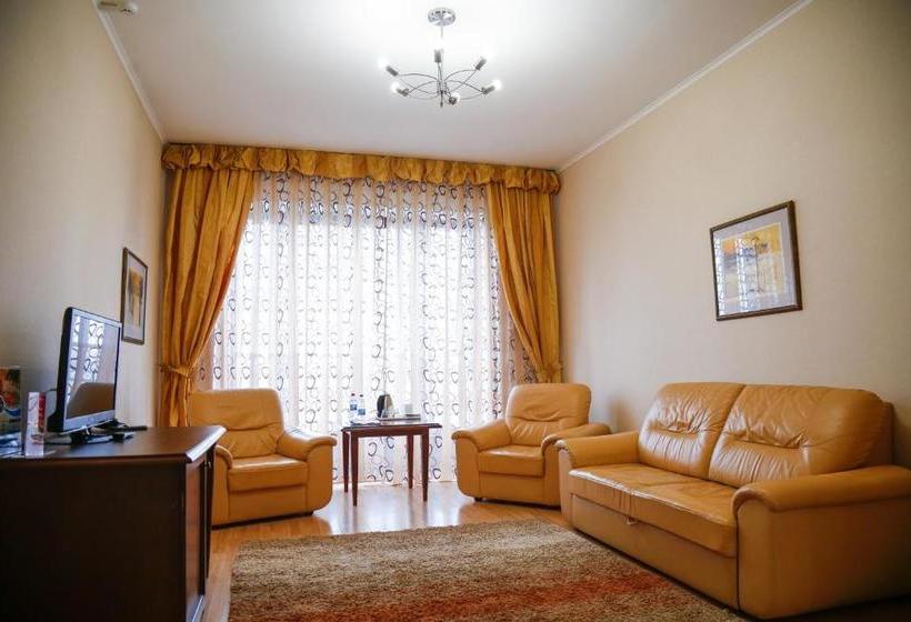 בית מלון כפרי Spa&resort Belovodie With Aquapark