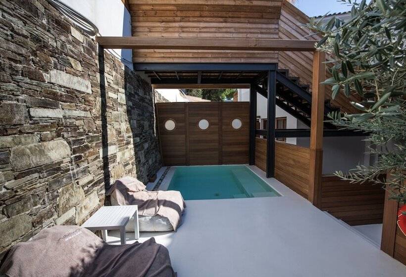 Natura Luxury Boutique Hotel Skopelos