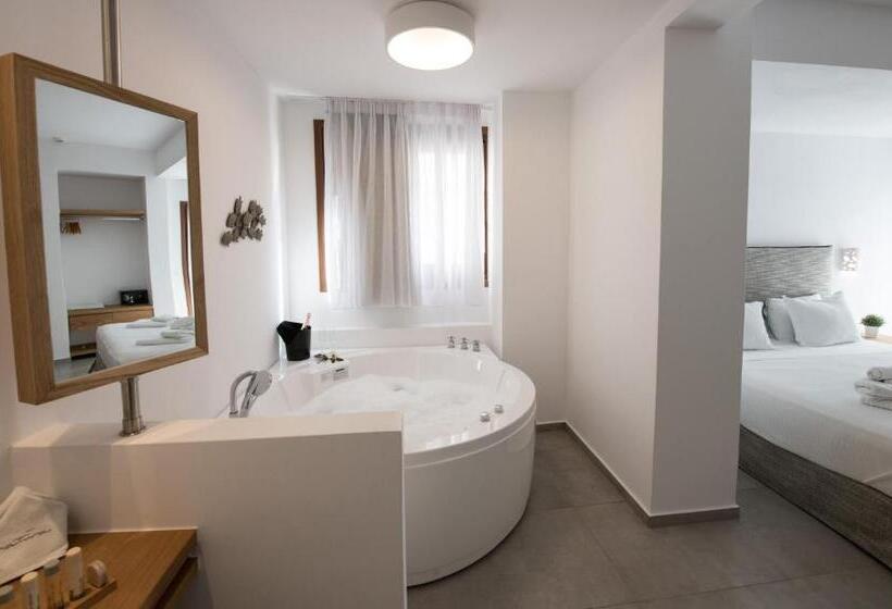 Natura Luxury Boutique Hotel Skopelos