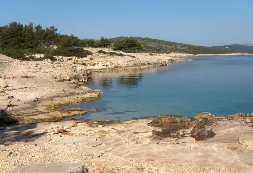 Majatalo Guest House Roza