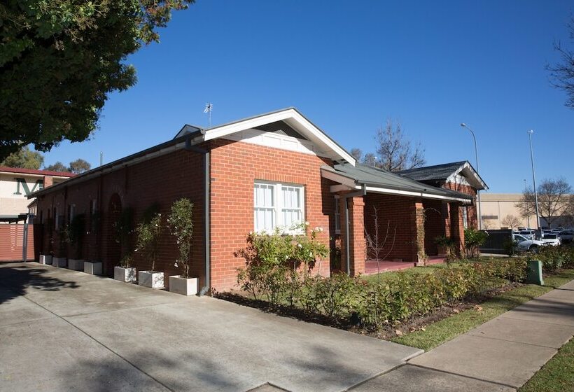 Apartments On Morrow