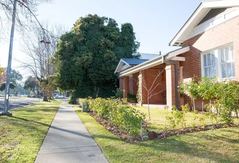 Apartments On Morrow