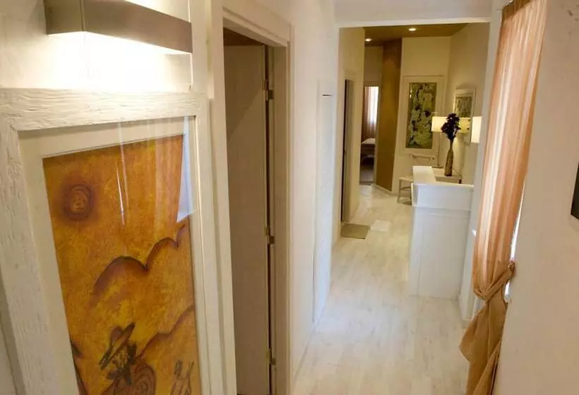 تختخواب و صبحانه White House