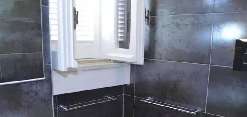 تختخواب و صبحانه White House