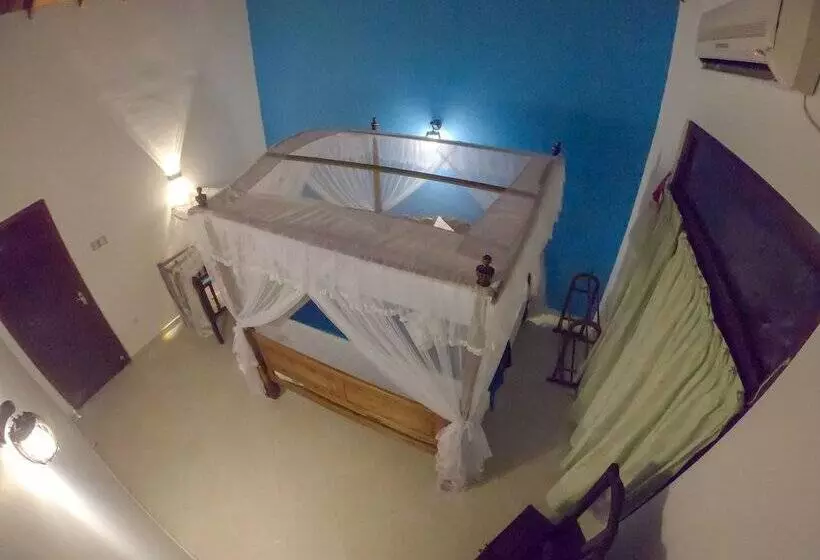 Girilena Guest House