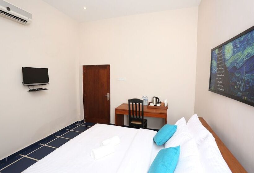 酒店 Boots Travelers Lodge