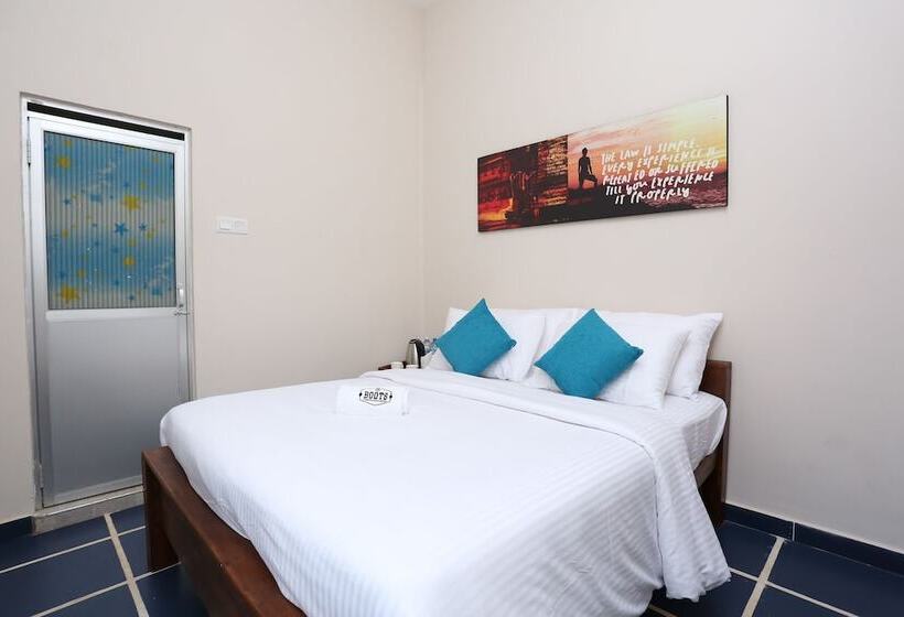 酒店 Boots Travelers Lodge