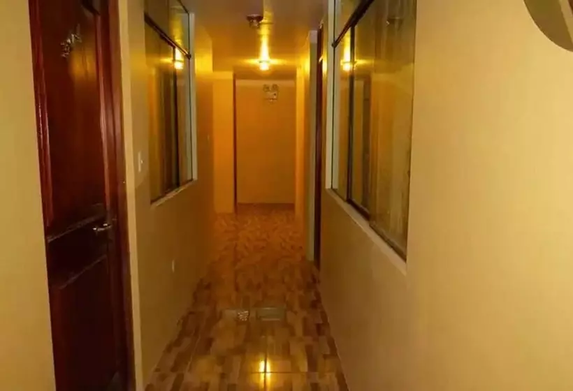 ホテル Samari Hostel