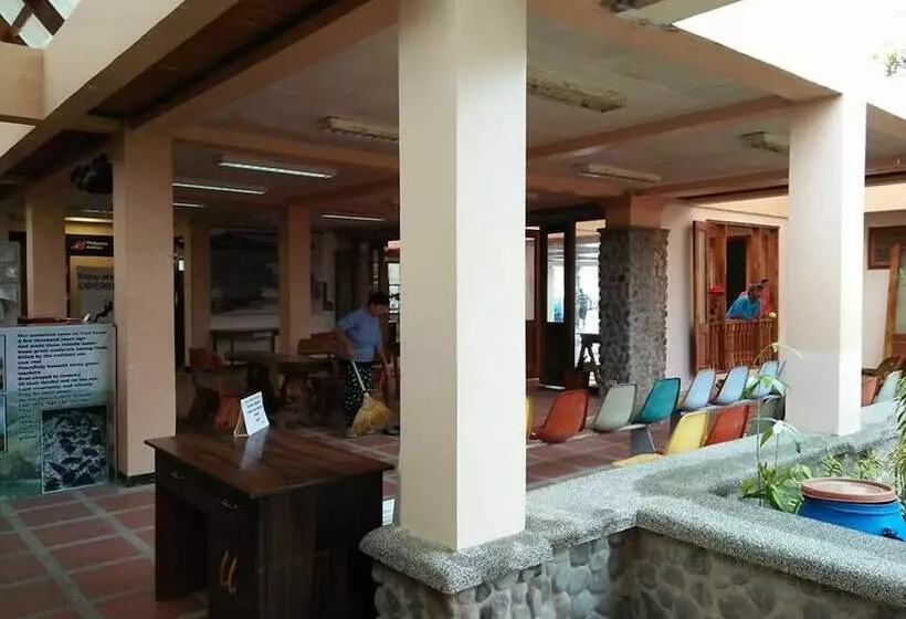 ペンション Batanes Ddd Habitat Lodging House