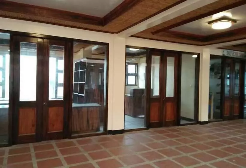 ペンション Batanes Ddd Habitat Lodging House