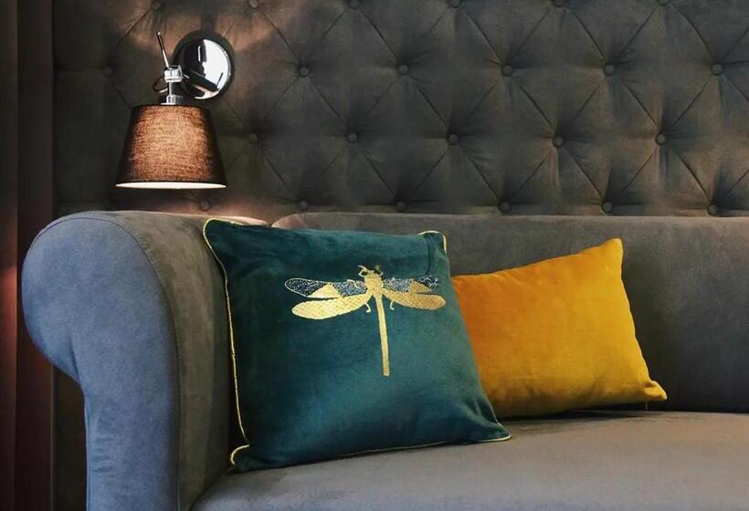 Port 21 Pura Pool & Design Hotel Adults Only