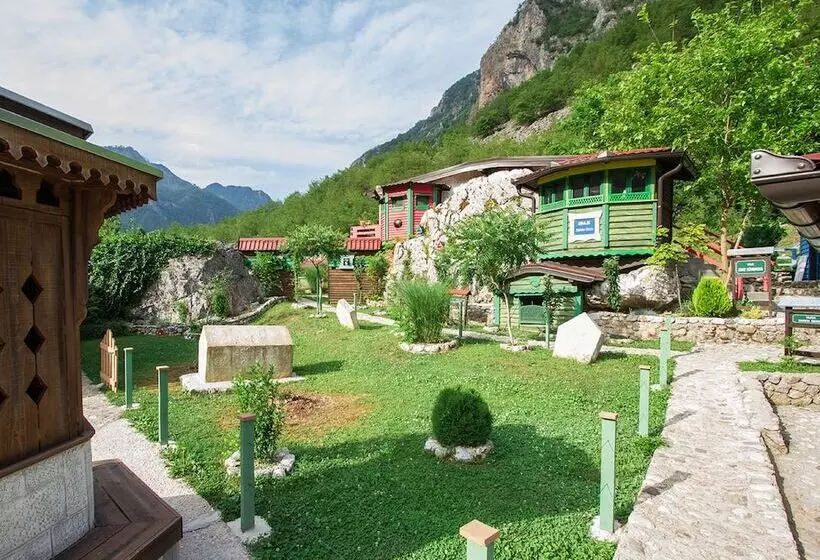 リゾートホテル Eko Selo Raj U Raju