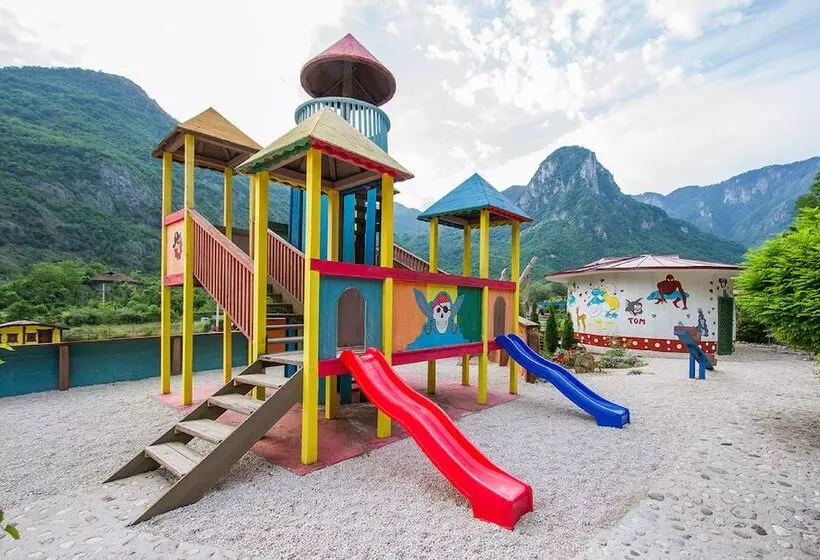 リゾートホテル Eko Selo Raj U Raju