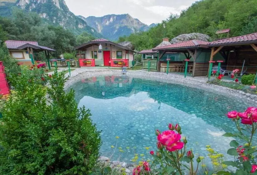 リゾートホテル Eko Selo Raj U Raju