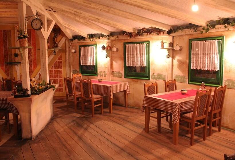 渡假胜地  Eko Selo Raj U Raju