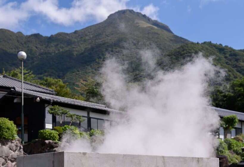Ryokan Yufuin Onsen Tsukanoma