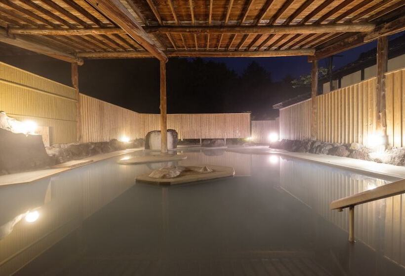 Ryokan Yufuin Onsen Tsukanoma