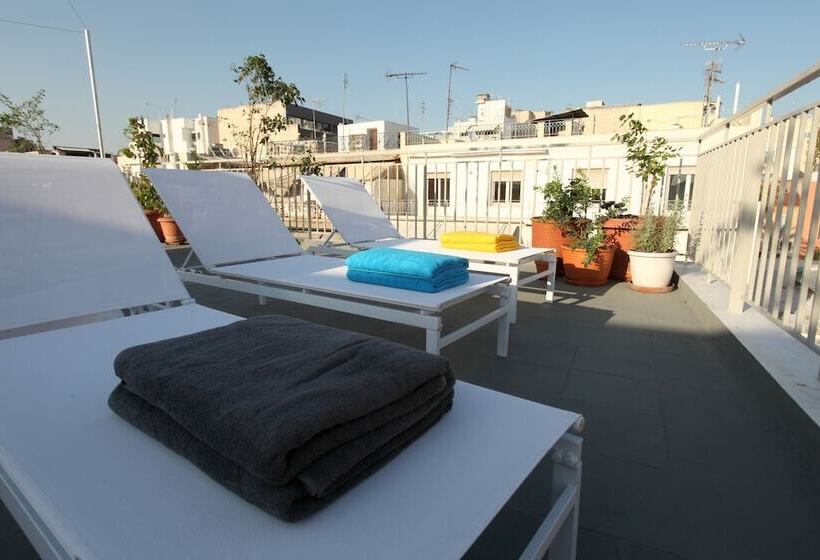 The Marble Suites, Plaka