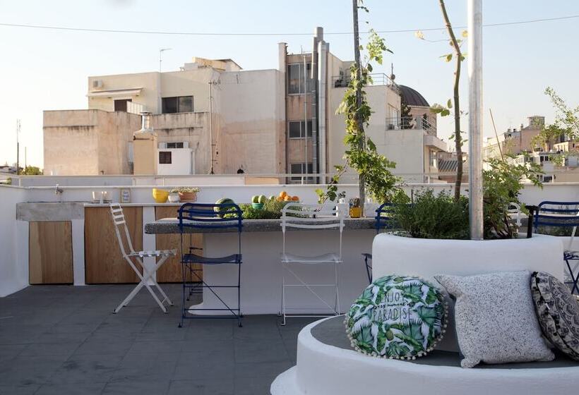 The Marble Suites, Plaka