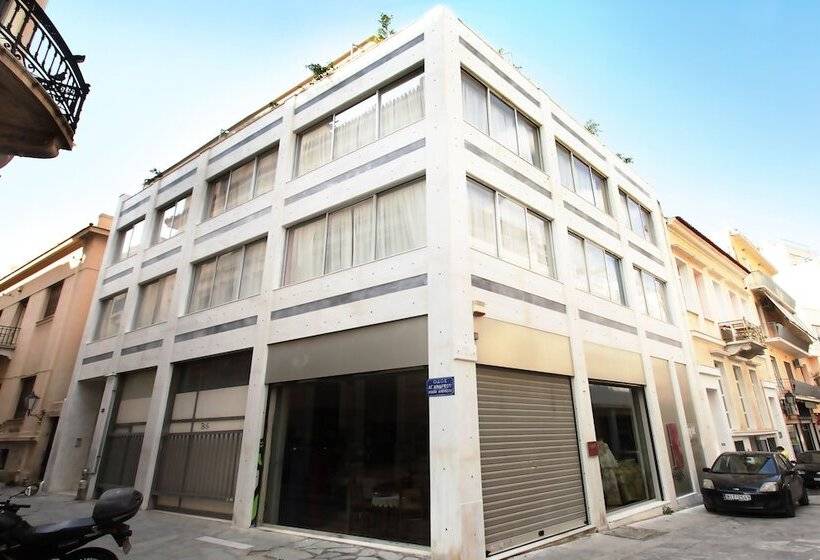 The Marble Suites, Plaka