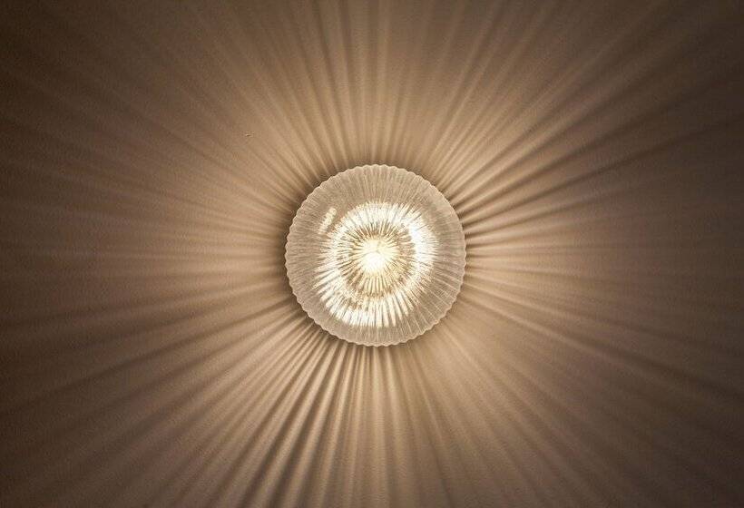 The Marble Suites, Plaka