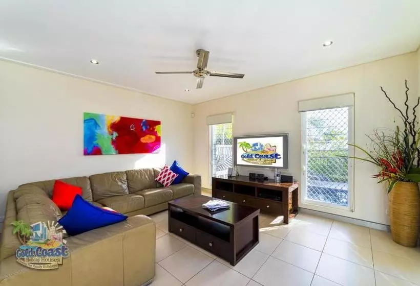 Bayhill Manor In Sanctuary Cove