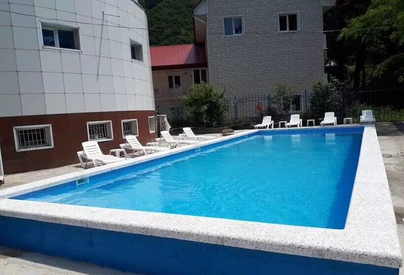 هتل Paradise