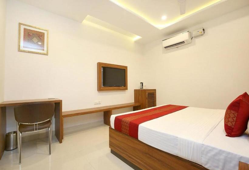 هتل Pearl Wood By Oyo Rooms