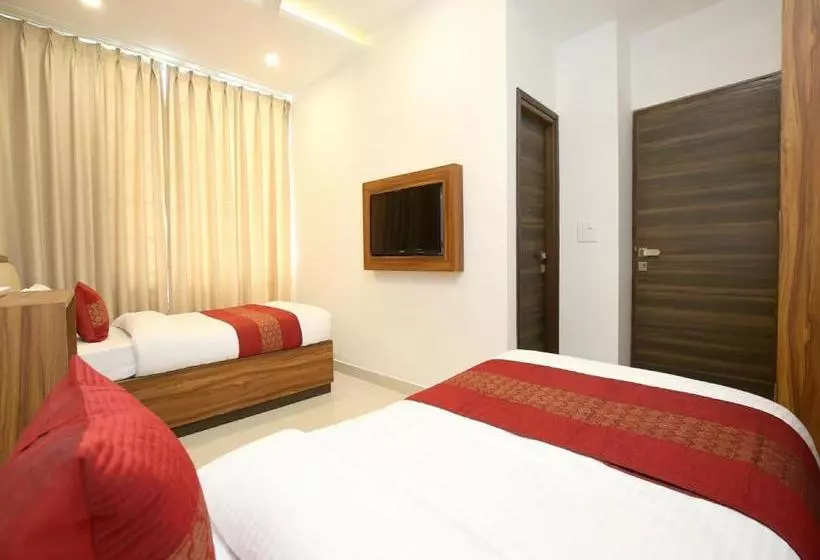 ホテル Pearl Wood By Oyo Rooms