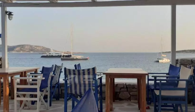 ホテル Posidonion